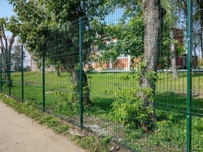 3D заборы для школы 90 метров фото в Реутове