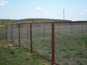 Забор из сетки рабицы в натяг секционный 12 метров фото в Реутове